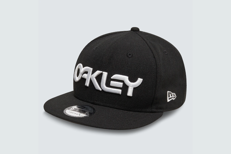 Picture of OAKLEY CAP MARK II NOVELTY SNAP BLACK